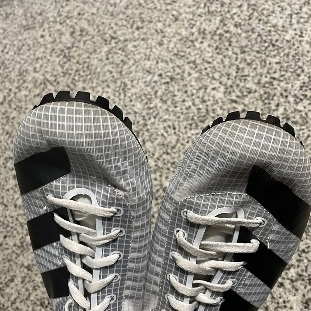 Mens Adidas spikes - Picture 8 of 11